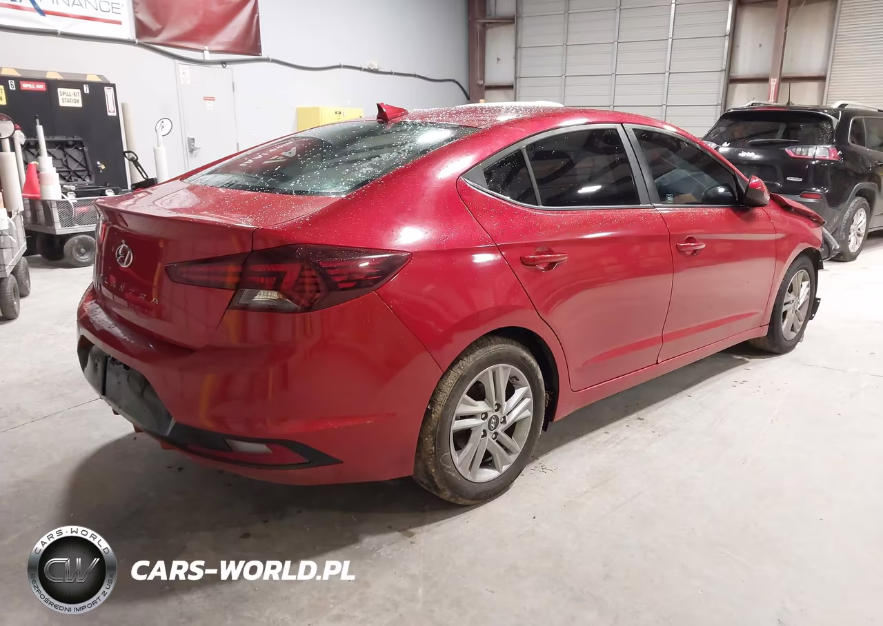 2020 Hyundai Elantra Sel VIN:5NPD84LF0LH568872 - 4