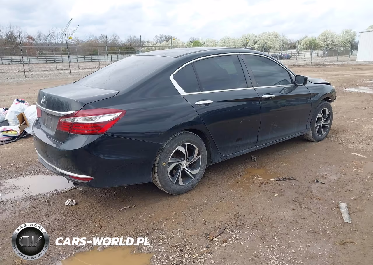 2017 Honda Accord Lx VIN:1HGCR2F3XHA226733 - 4