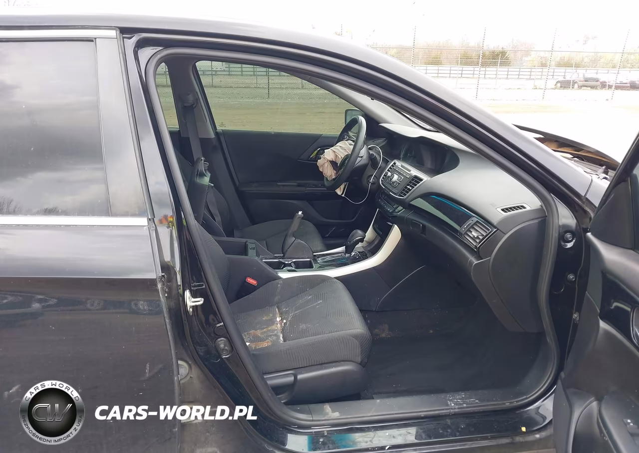 2017 Honda Accord Lx VIN:1HGCR2F3XHA226733 - 5