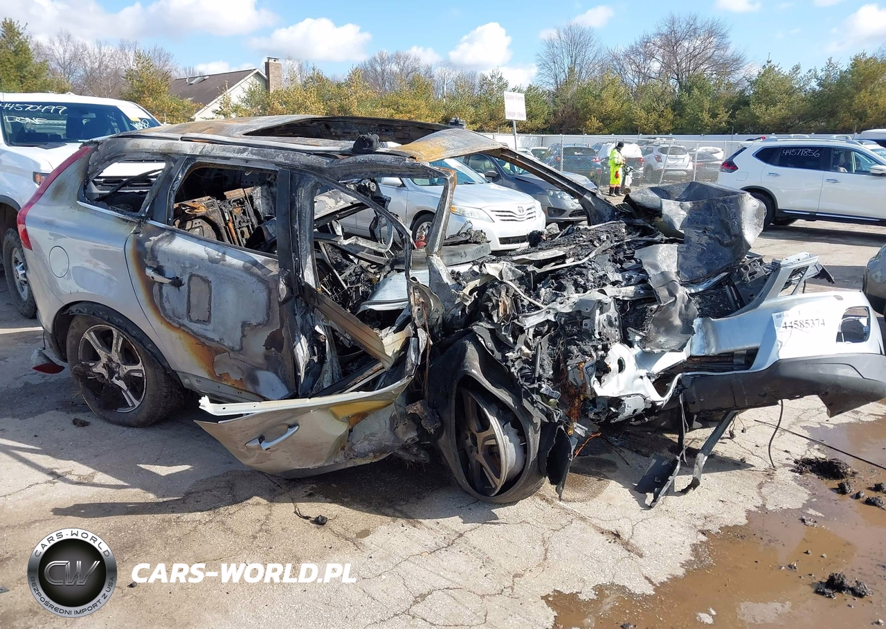 2012 Volvo Xc60 T6 R-Design