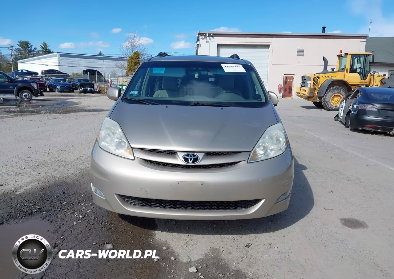 2010 Toyota Sienna Xle VIN:5TDYK4CC3AS335746 - 12