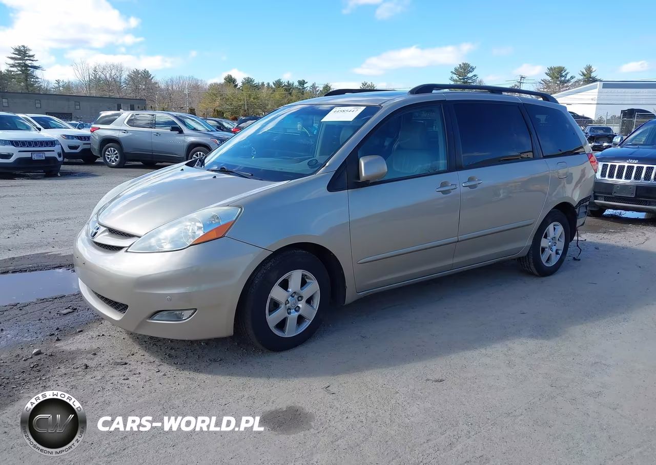 2010 Toyota Sienna Xle VIN:5TDYK4CC3AS335746 - 2