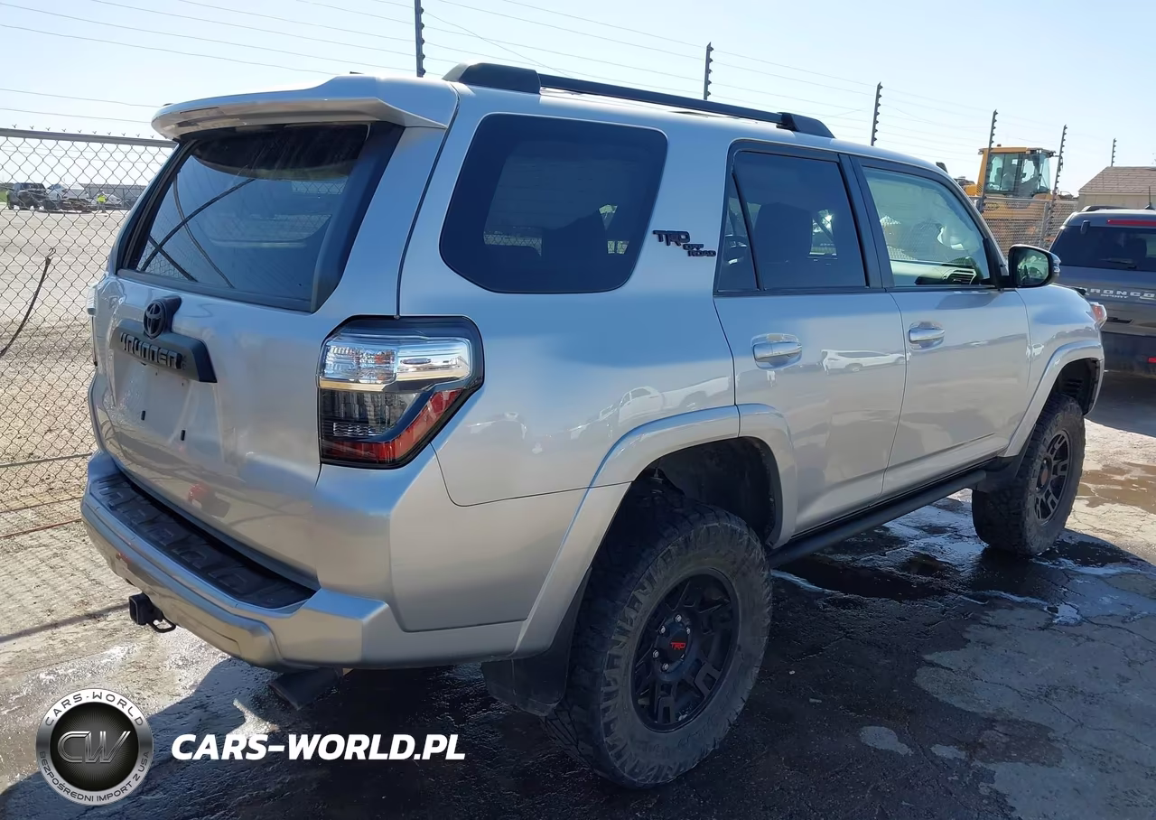 2022 Toyota 4Runner Trd Off Road Premium VIN:JTERU5JR6N6000218 - 4
