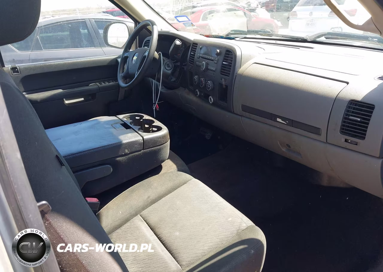 2010 Chevrolet Silverado 1500 Ls VIN:3GCRCREA5AG272061 - 5