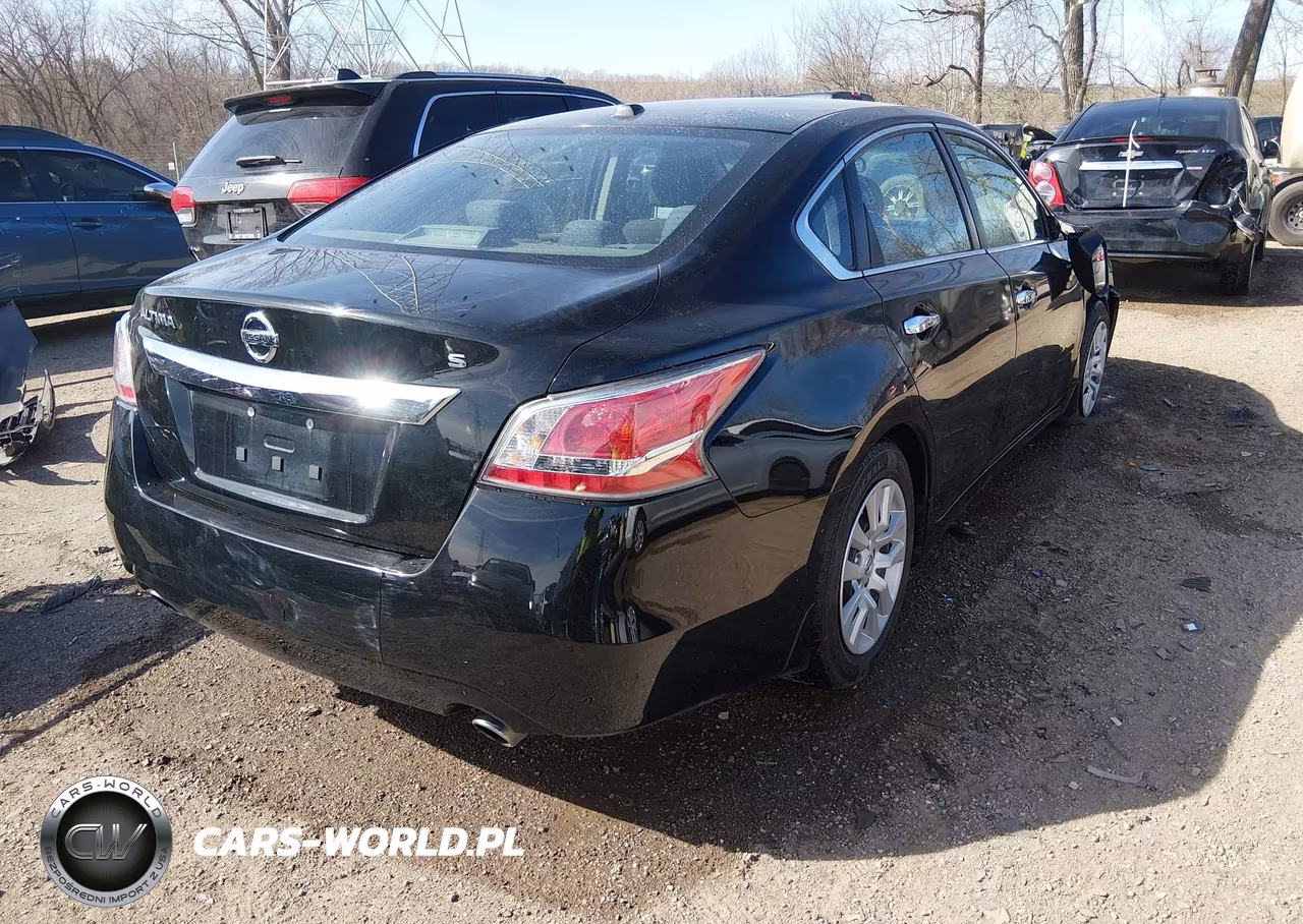 2015 Nissan Altima 2.5 S VIN:1N4AL3AP9FC281771 - 4