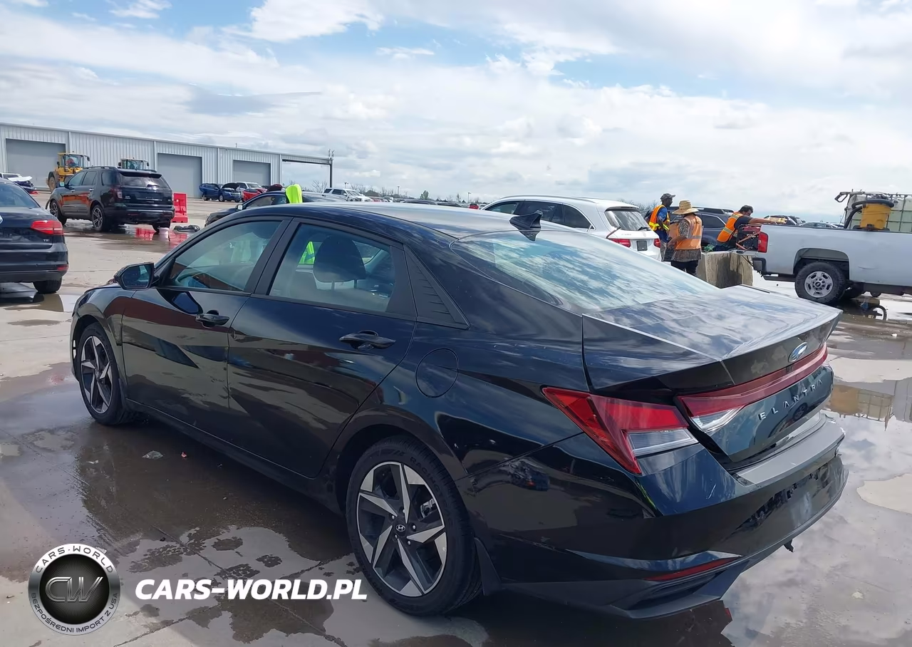 2023 Hyundai Elantra Sel VIN:KMHLS4AG4PU471738 - 3