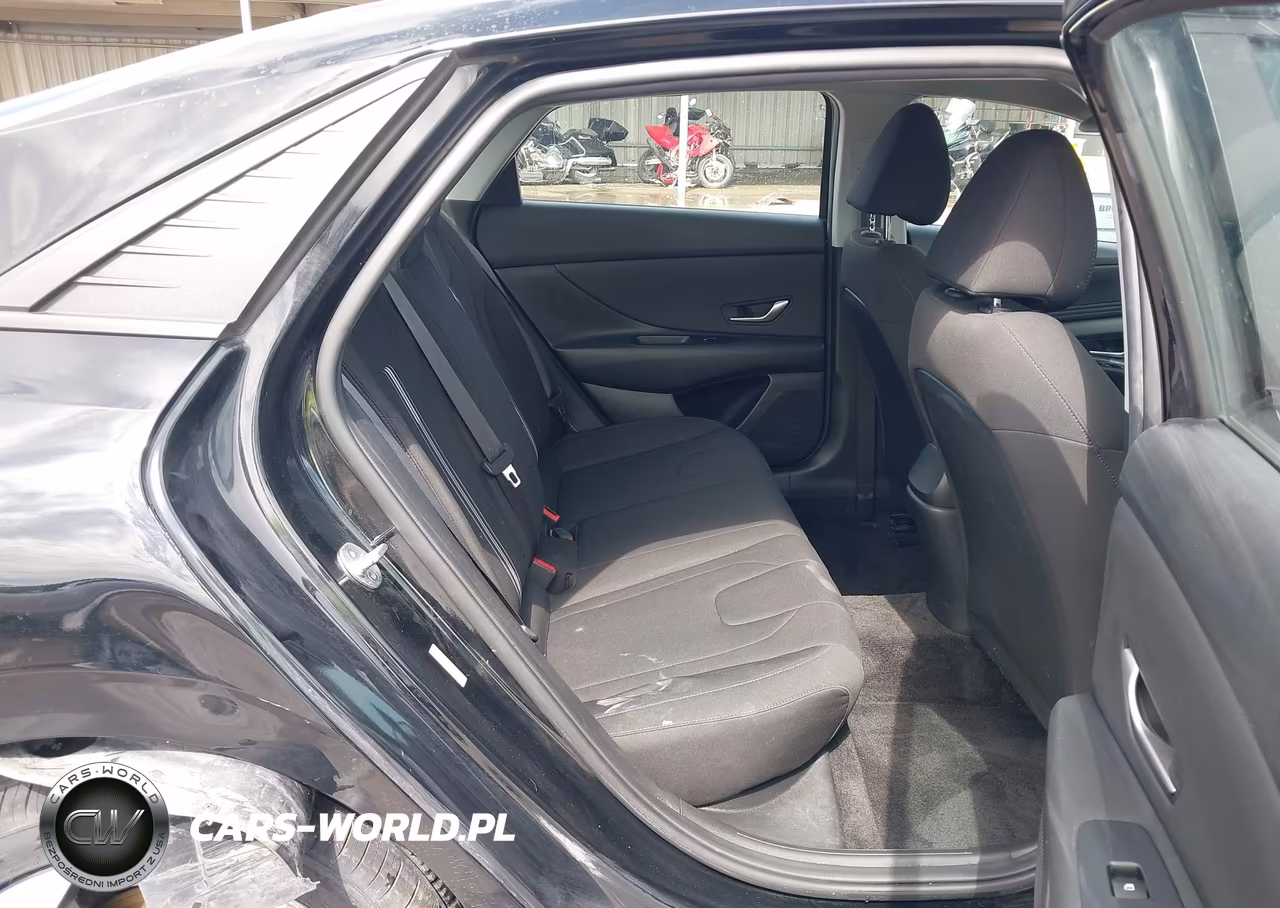 2023 Hyundai Elantra Sel VIN:KMHLS4AG4PU471738 - 8