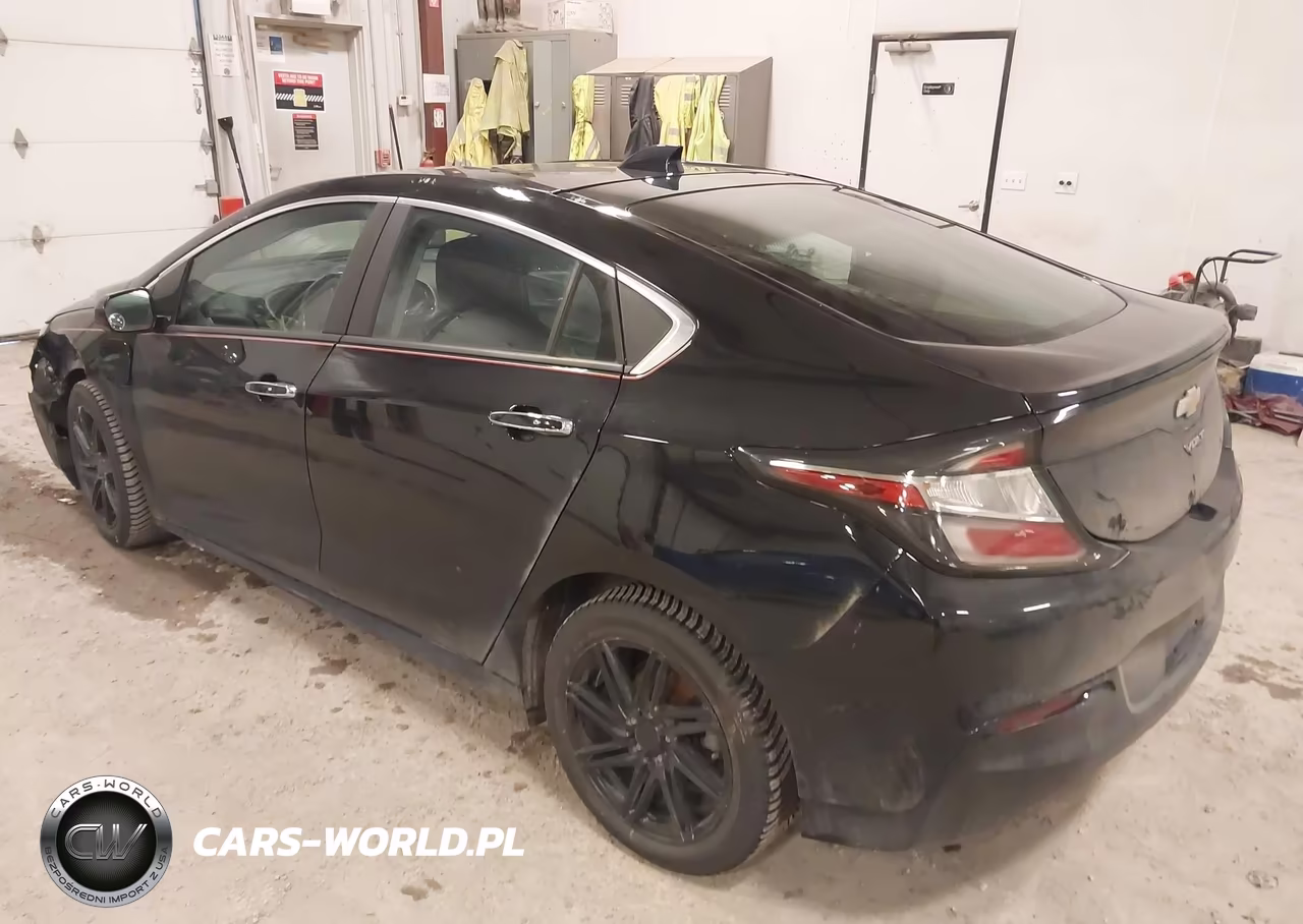 2018 Chevrolet Volt Lt VIN:1G1RA6S56JU153811 - 3