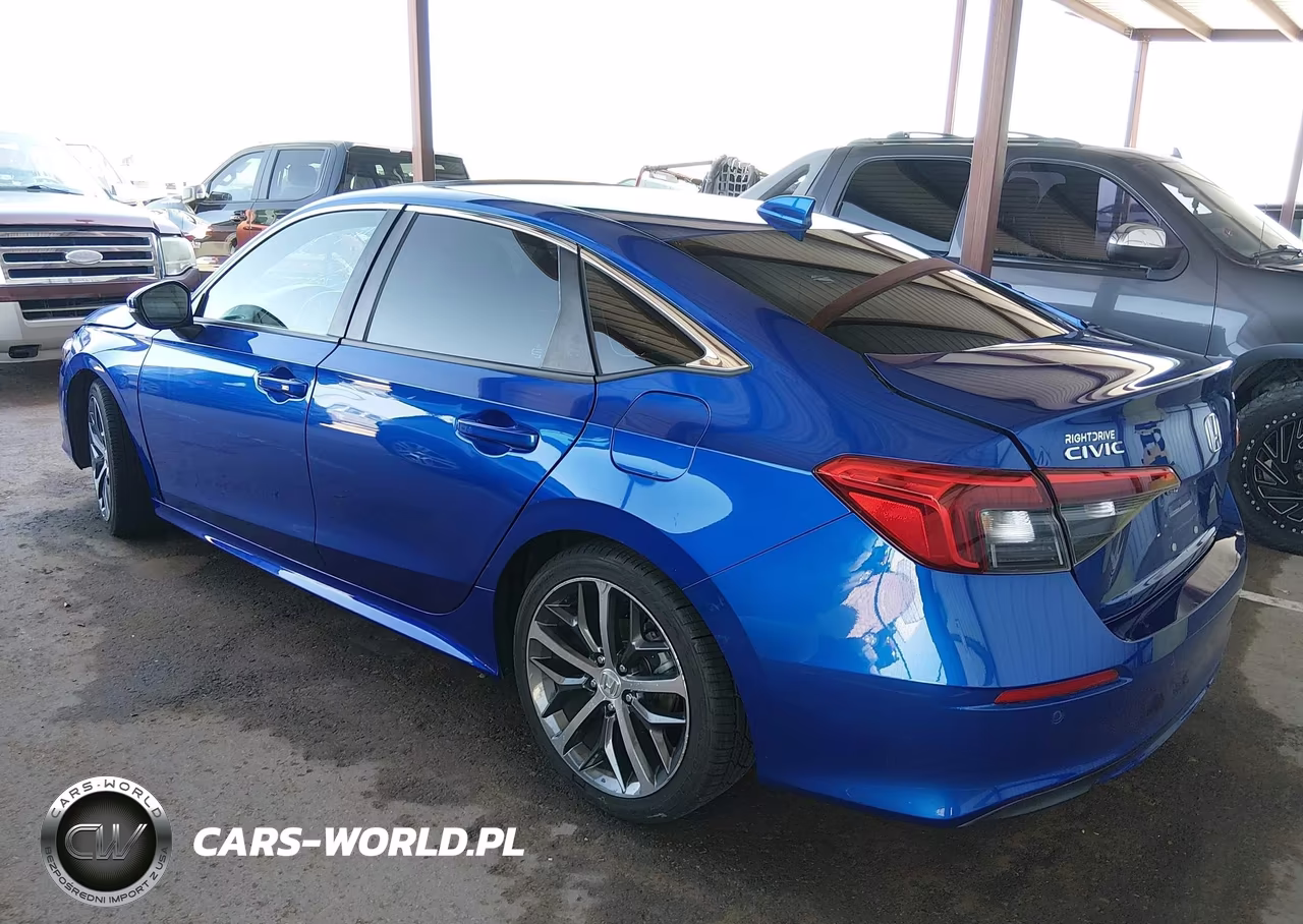 2023 Honda Civic Touring VIN:2HGFE1F95PH307517 - 3