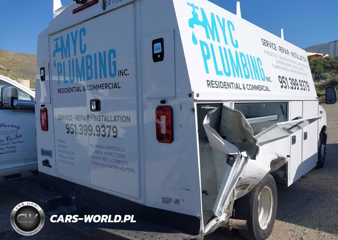 2019 Ford E-350 Cutaway VIN:1FDWE3F68KDC02052 - 4
