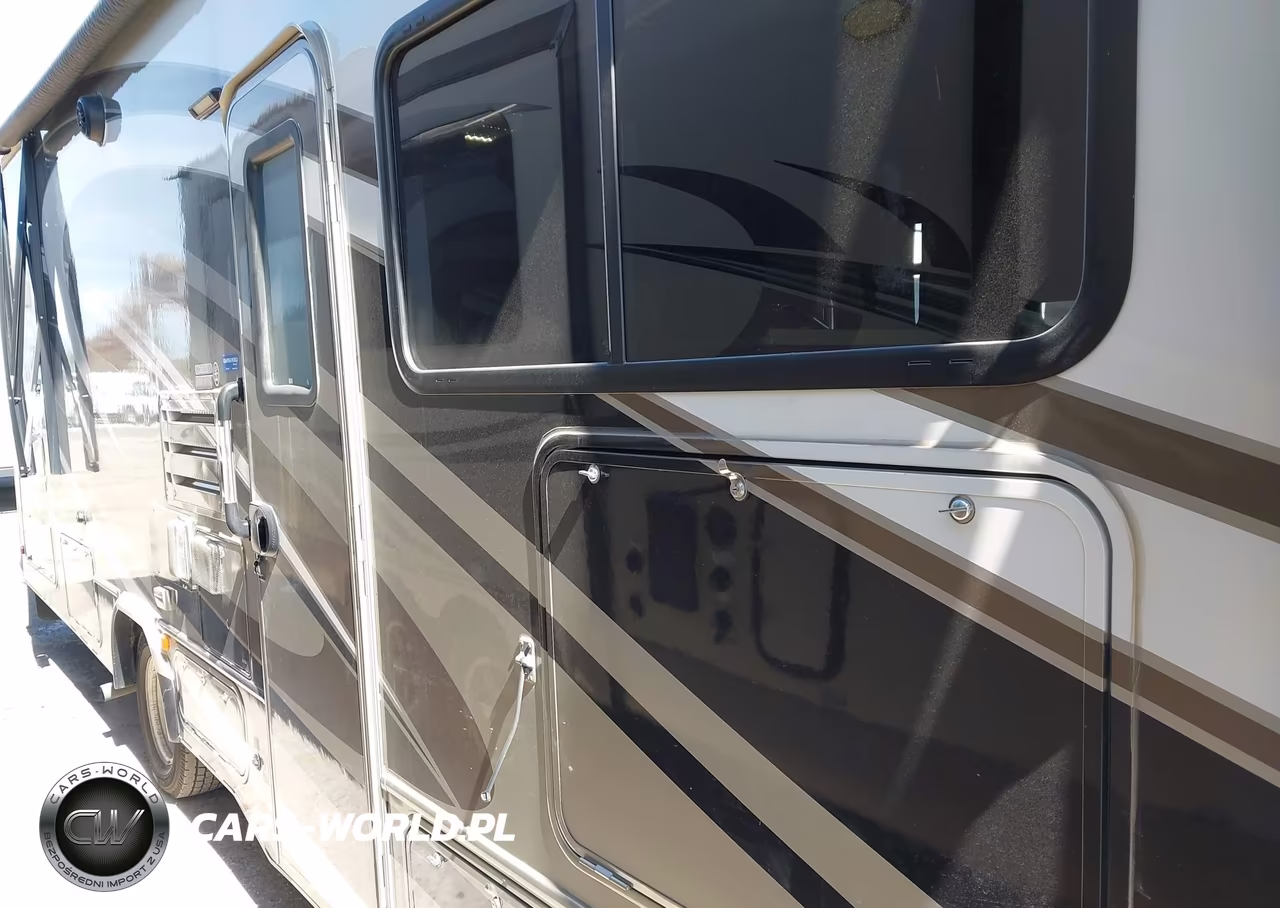 2016 Ford E-450 Cutaway VIN:1FDXE4FSXGDC38968 - 13