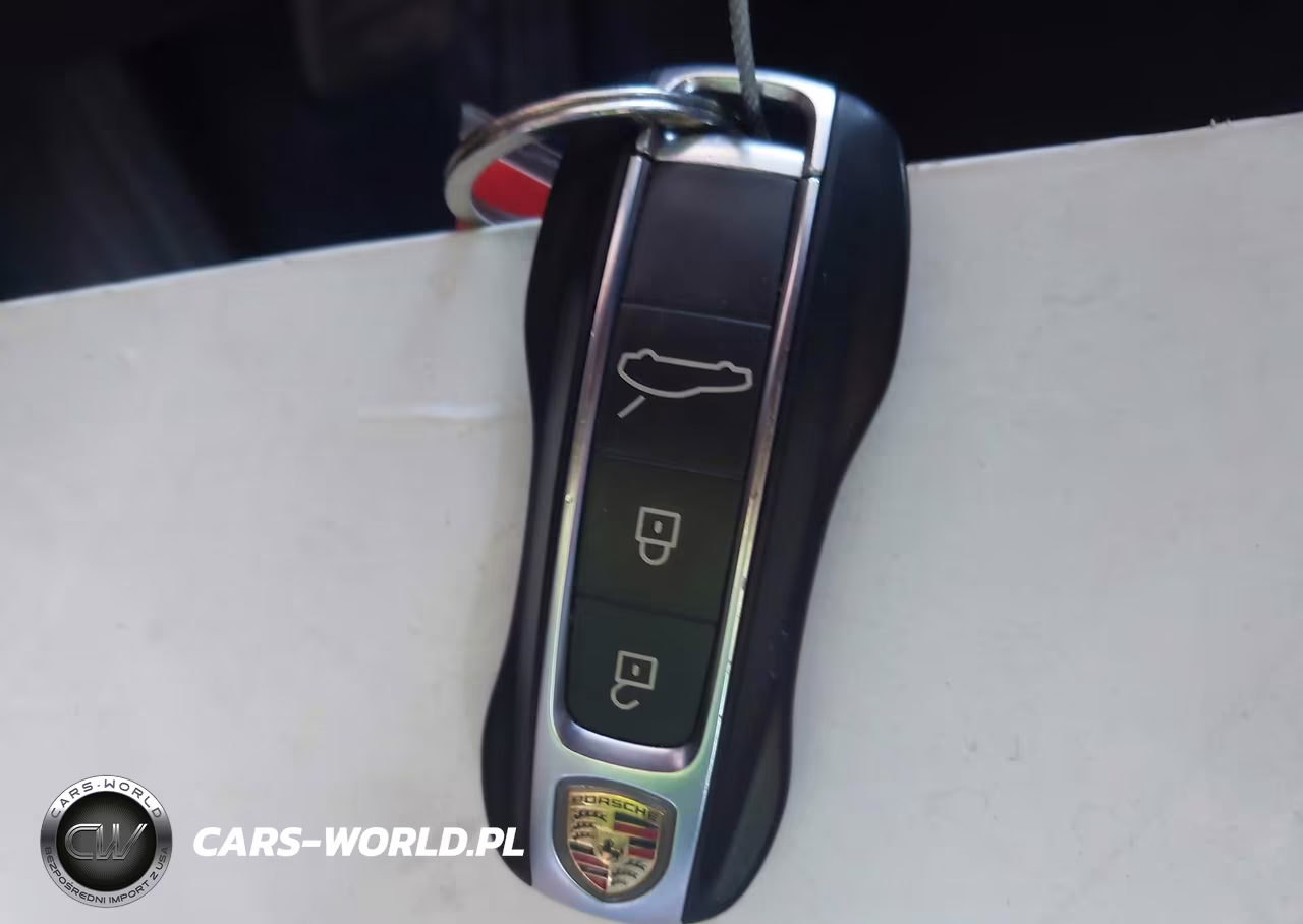 2019 Porsche Panamera 4 VIN:WP0AA2A76KL100677 - 11