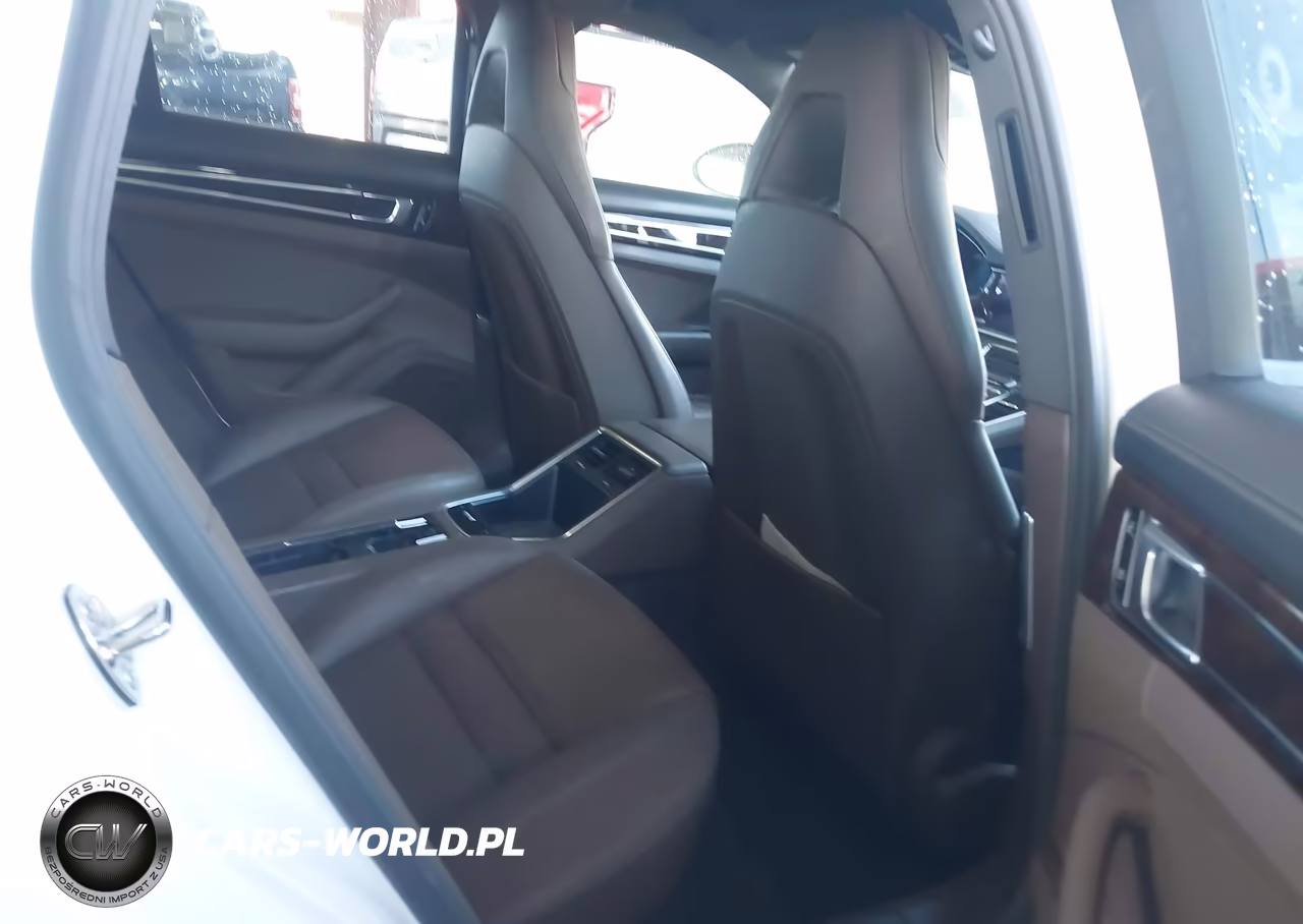 2019 Porsche Panamera 4 VIN:WP0AA2A76KL100677 - 8