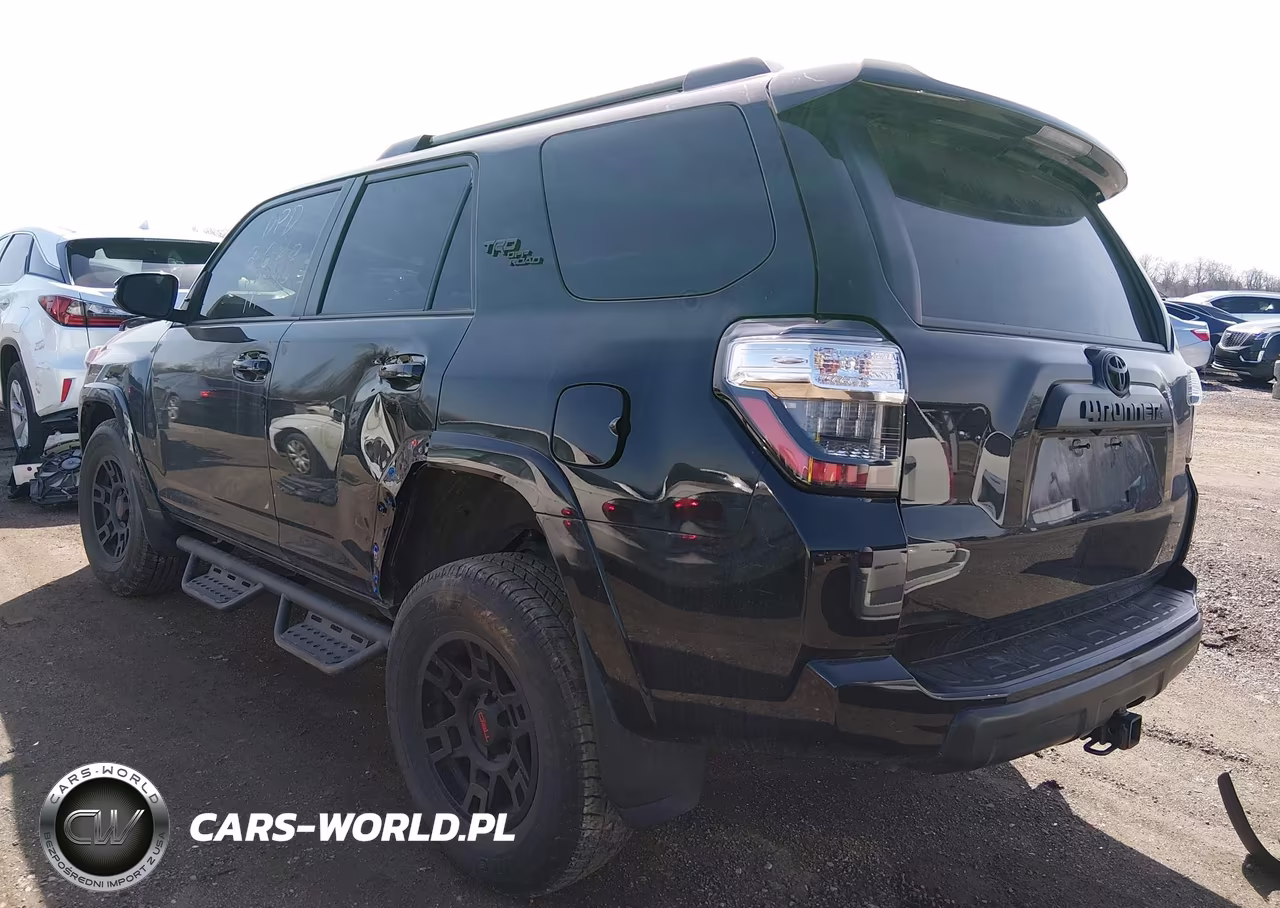 2023 Toyota 4Runner Trd Off Road Premium VIN:JTERU5JR9P6109274 - 3