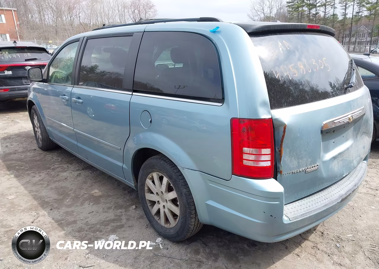 2008 Chrysler Town & Country Touring VIN:2A8HR54P28R684976 - 3