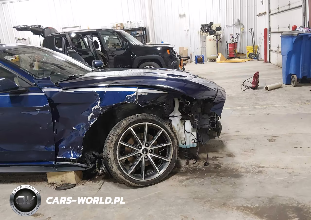 2018 Ford Mustang Ecoboost VIN:1FA6P8TH4J5123820 - 6
