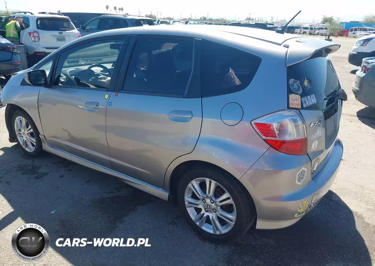 2009 Honda Fit Sport VIN:JHMGE88459S029418 - 3