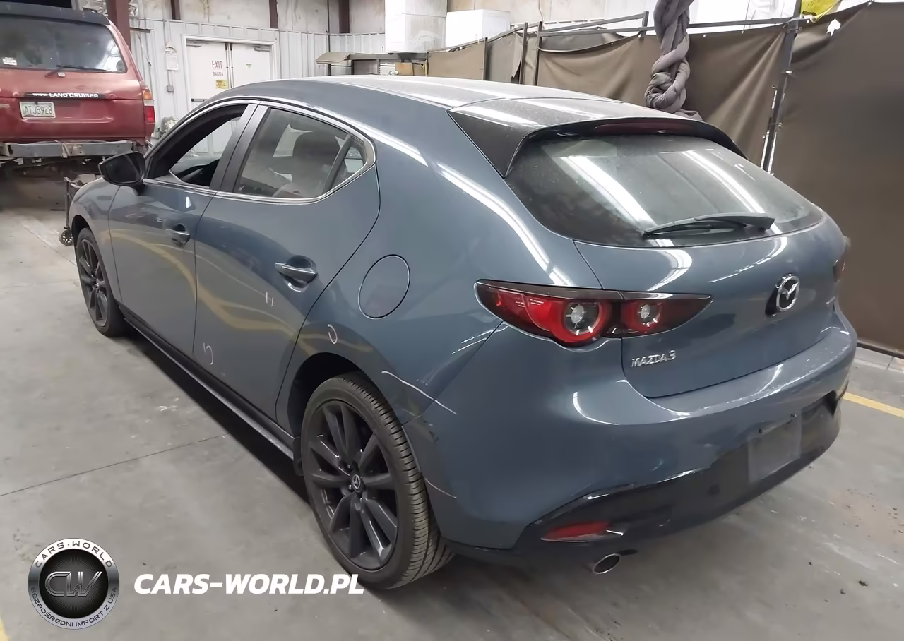 2022 Mazda Mazda3 Carbon Edition VIN:JM1BPALLXN1515556 - 3