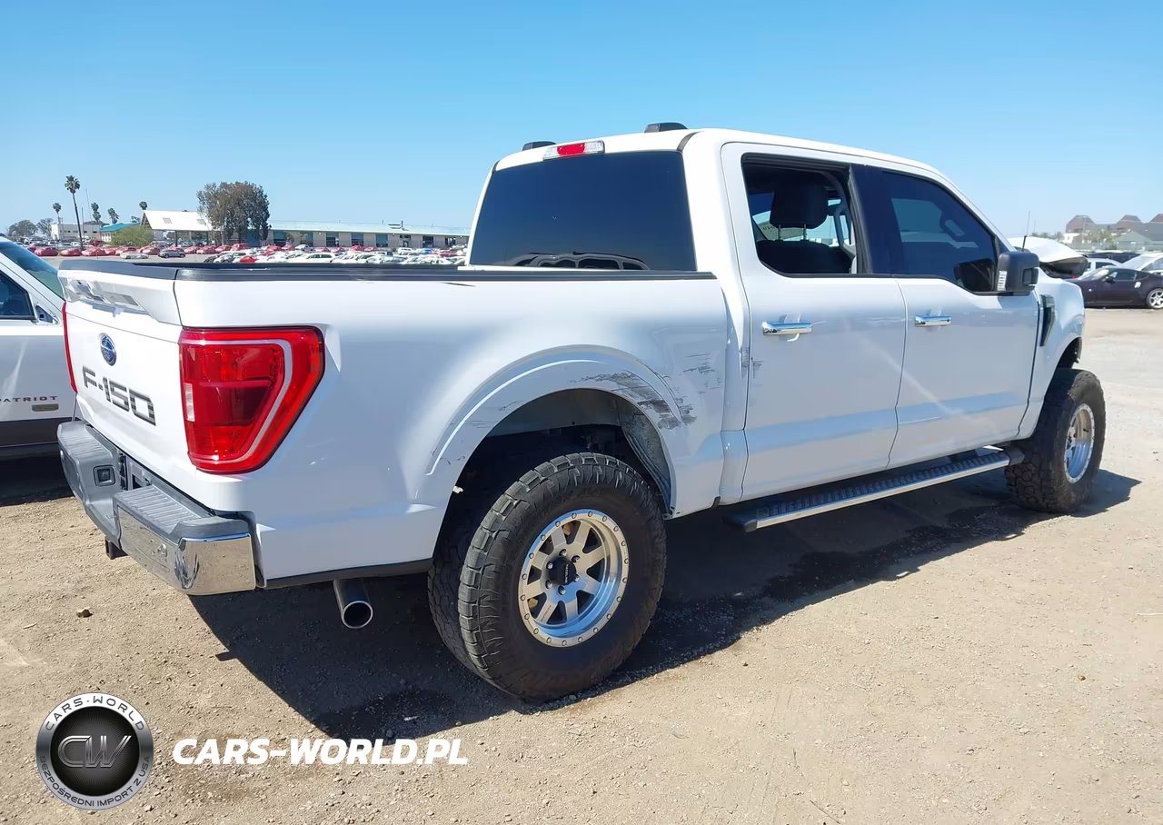 2021 Ford F-150 Xlt VIN:1FTFW1E5XMFA74001 - 4