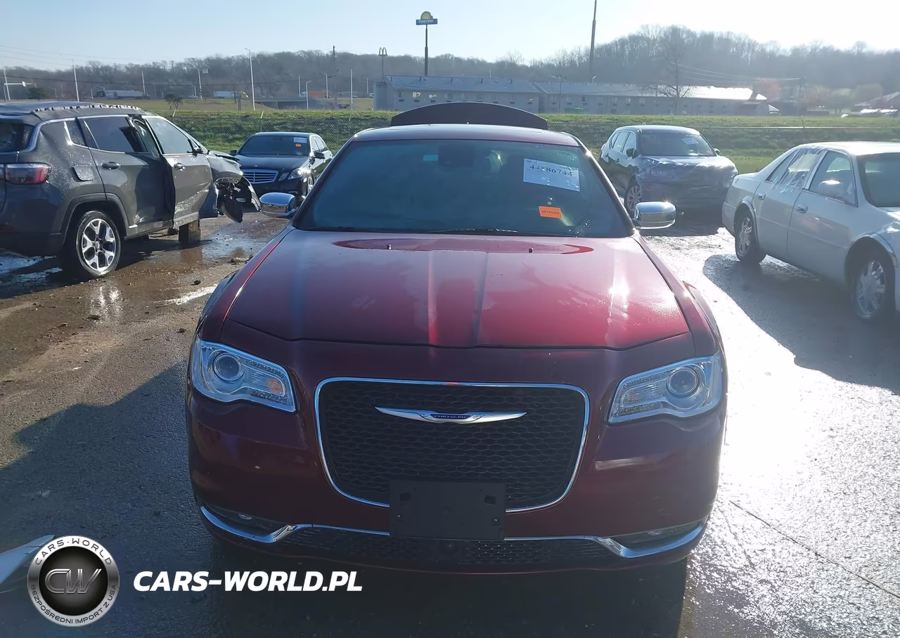 2018 Chrysler 300 Limited VIN:2C3CCAEG5JH341282 - 12