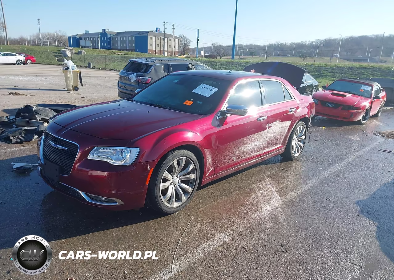 2018 Chrysler 300 Limited VIN:2C3CCAEG5JH341282 - 2