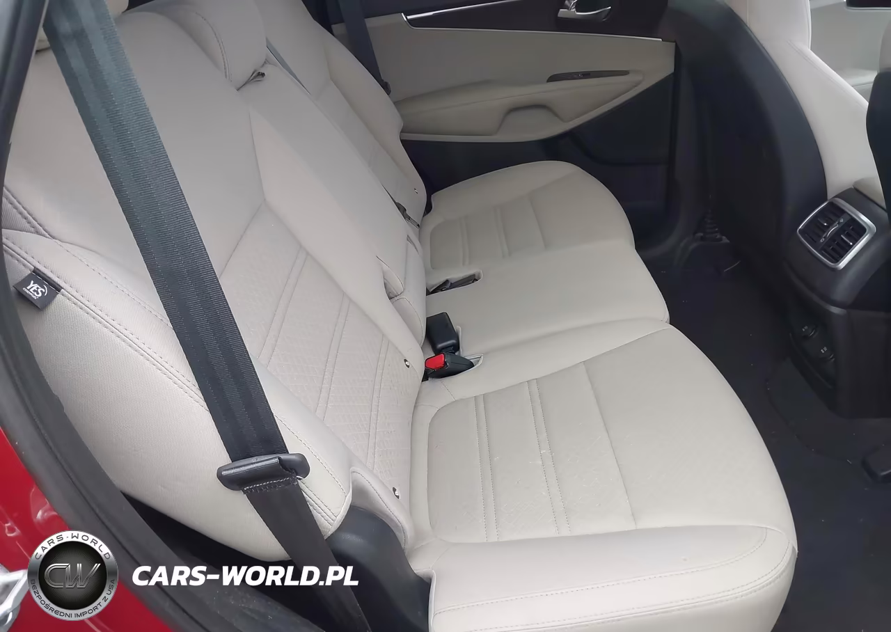 2018 Kia Sorento 2.4L Lx VIN:5XYPG4A32JG350252 - 8