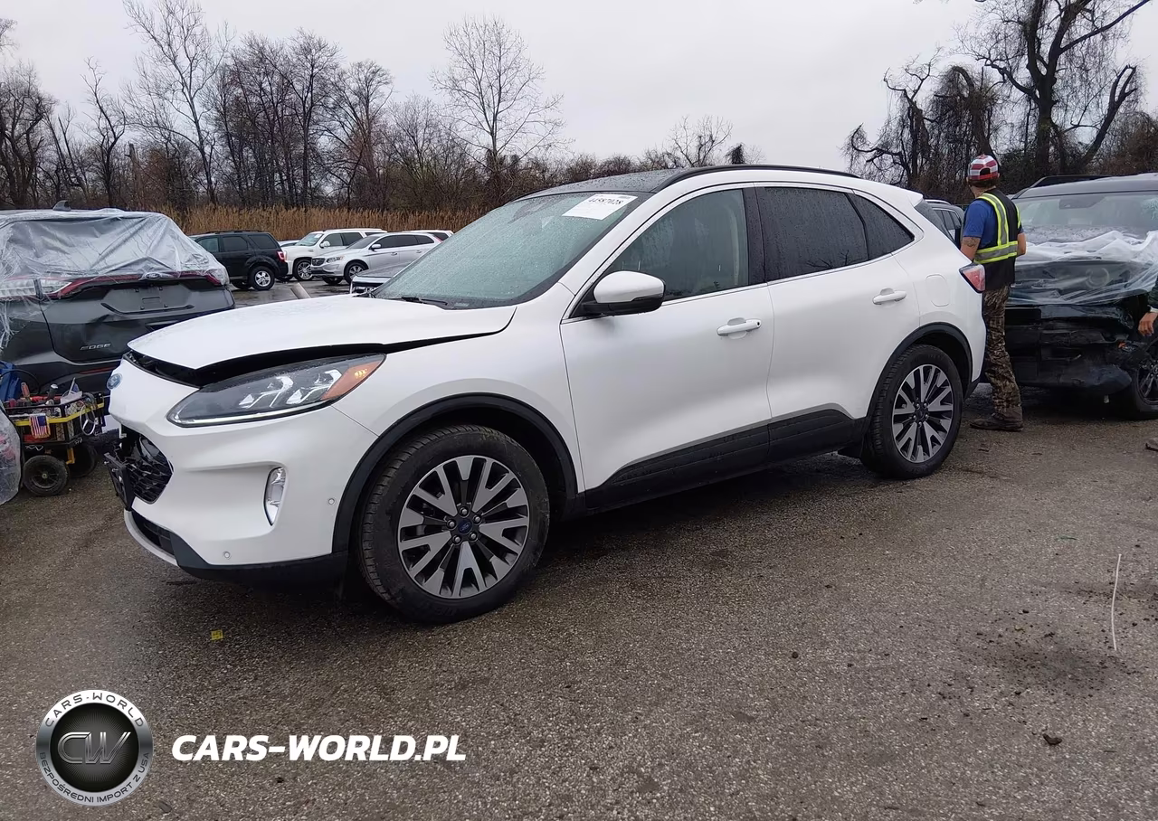 2020 Ford Escape Titanium VIN:1FMCU9J98LUA07144 - 2
