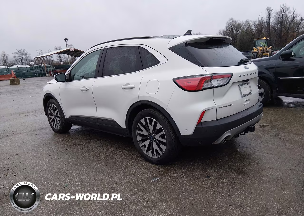 2020 Ford Escape Titanium VIN:1FMCU9J98LUA07144 - 3