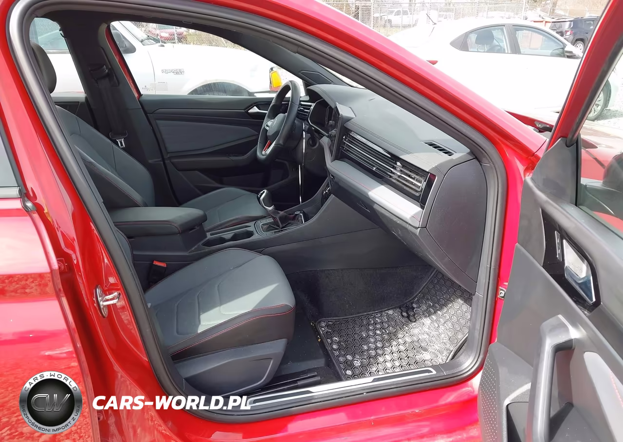 2025 Volkswagen Jetta Gli 2.0T Autobahn VIN:3VW1T7BU7SM085663 - 5