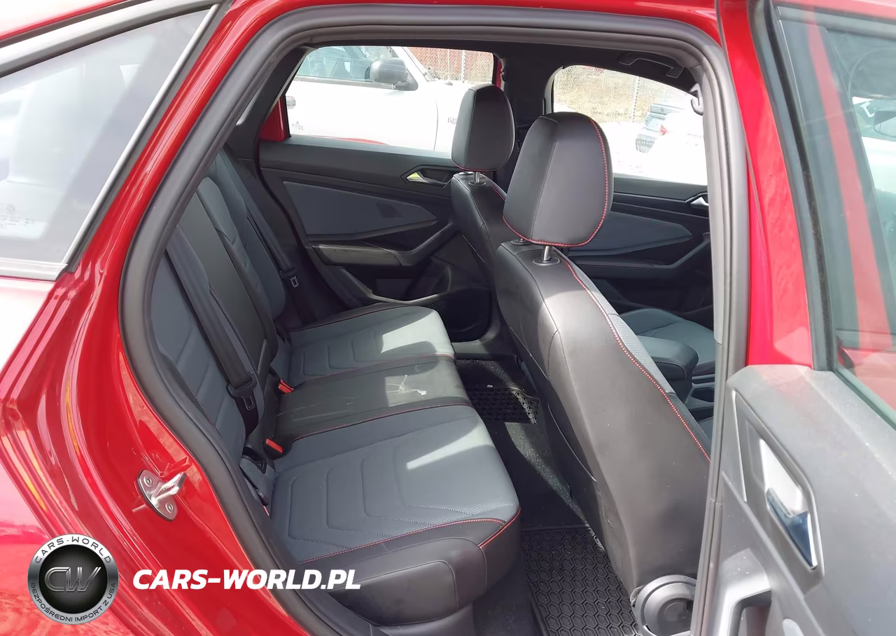 2025 Volkswagen Jetta Gli 2.0T Autobahn VIN:3VW1T7BU7SM085663 - 8