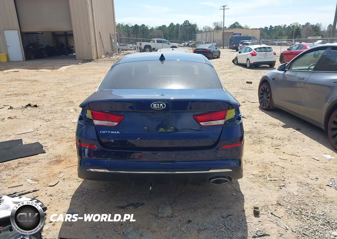 2019 Kia Optima Lx VIN:5XXGT4L32KG376994 - 17