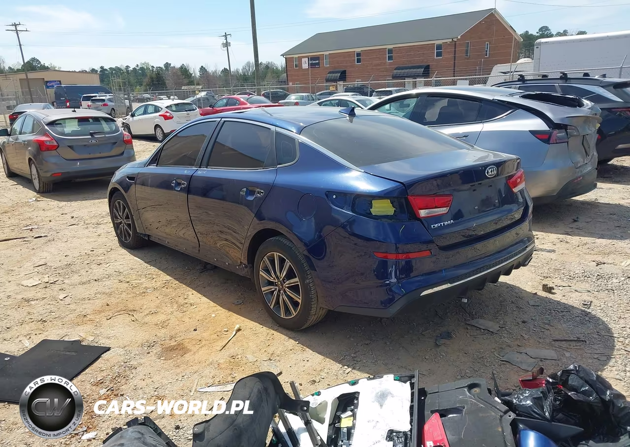 2019 Kia Optima Lx VIN:5XXGT4L32KG376994 - 3