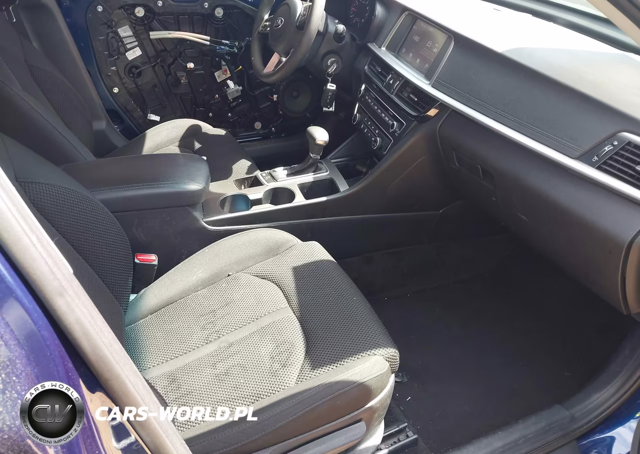 2019 Kia Optima Lx VIN:5XXGT4L32KG376994 - 5