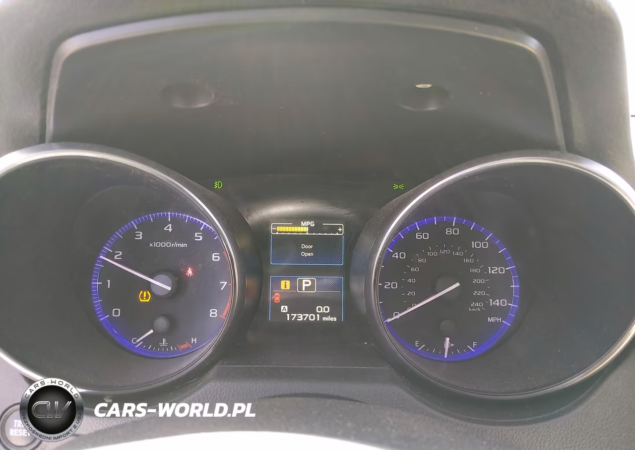 2017 Subaru Outback 2.5I Premium VIN:4S4BSACC2H3247704 - 7