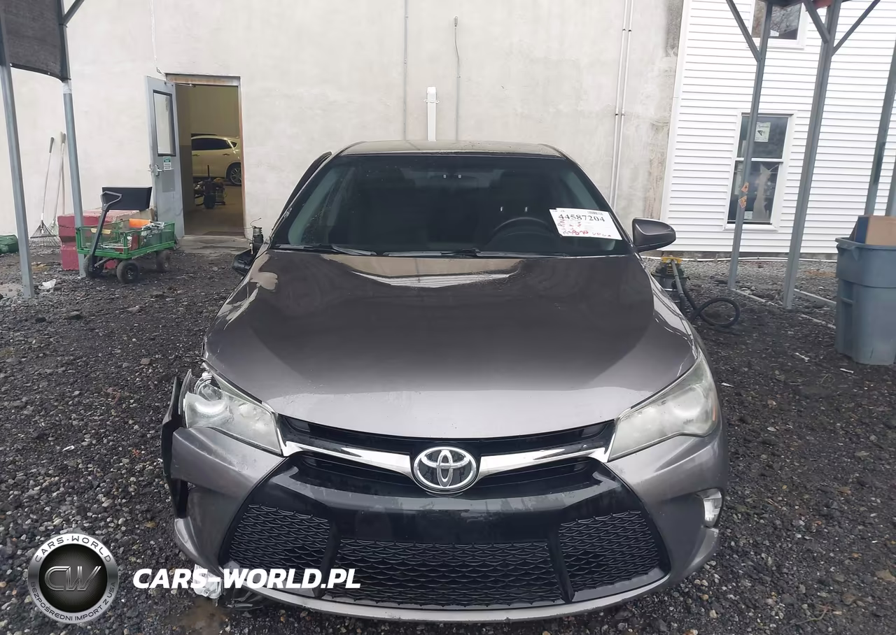 2015 Toyota Camry Se VIN:4T1BF1FK2FU053690 - 12