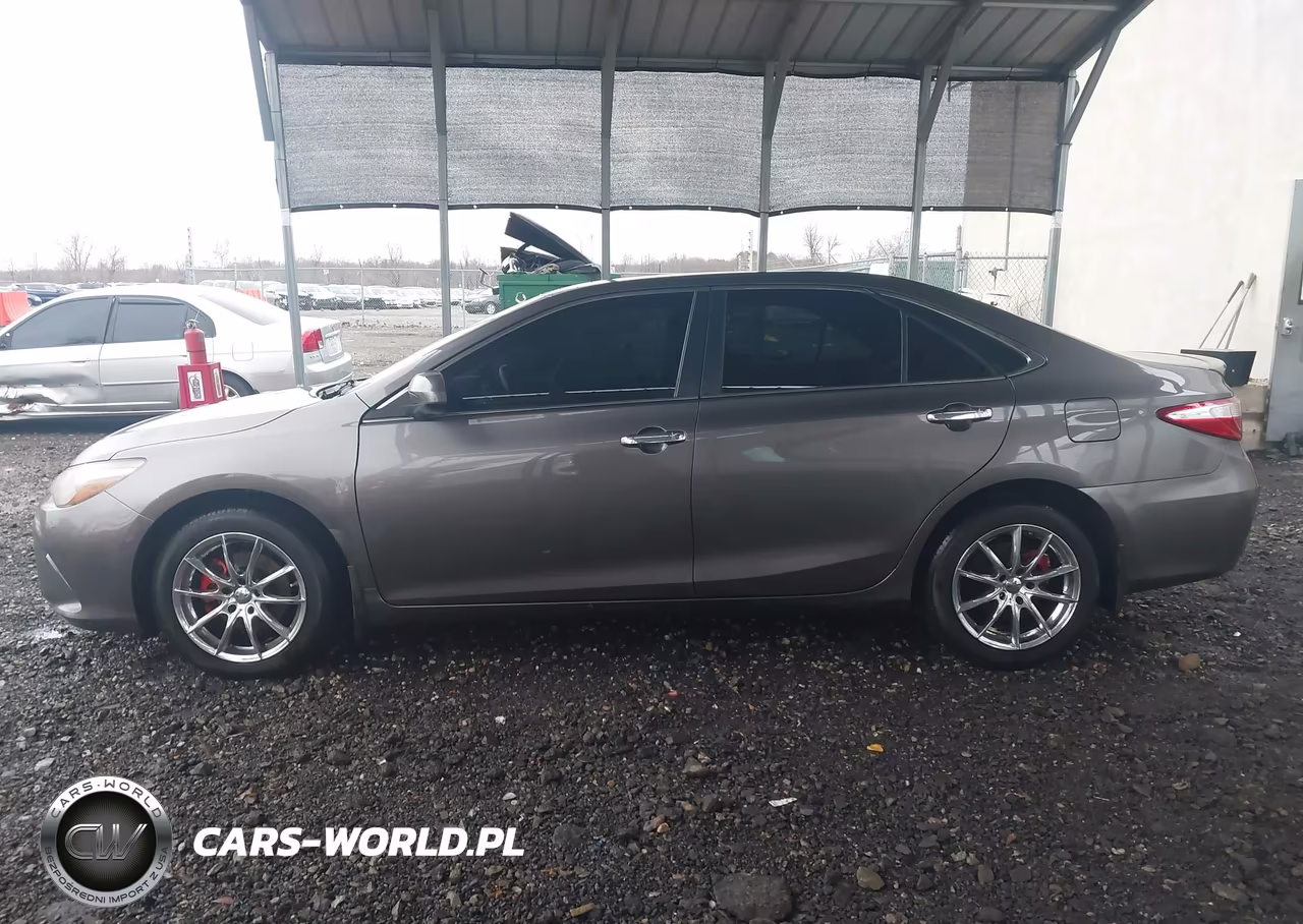 2015 Toyota Camry Se VIN:4T1BF1FK2FU053690 - 14