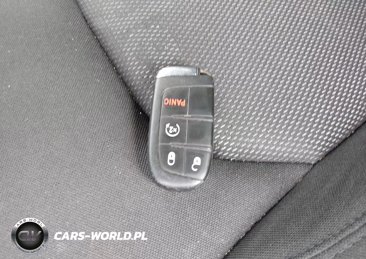 2016 Jeep Renegade Sport VIN:ZACCJBAT5GPE14166 - 11