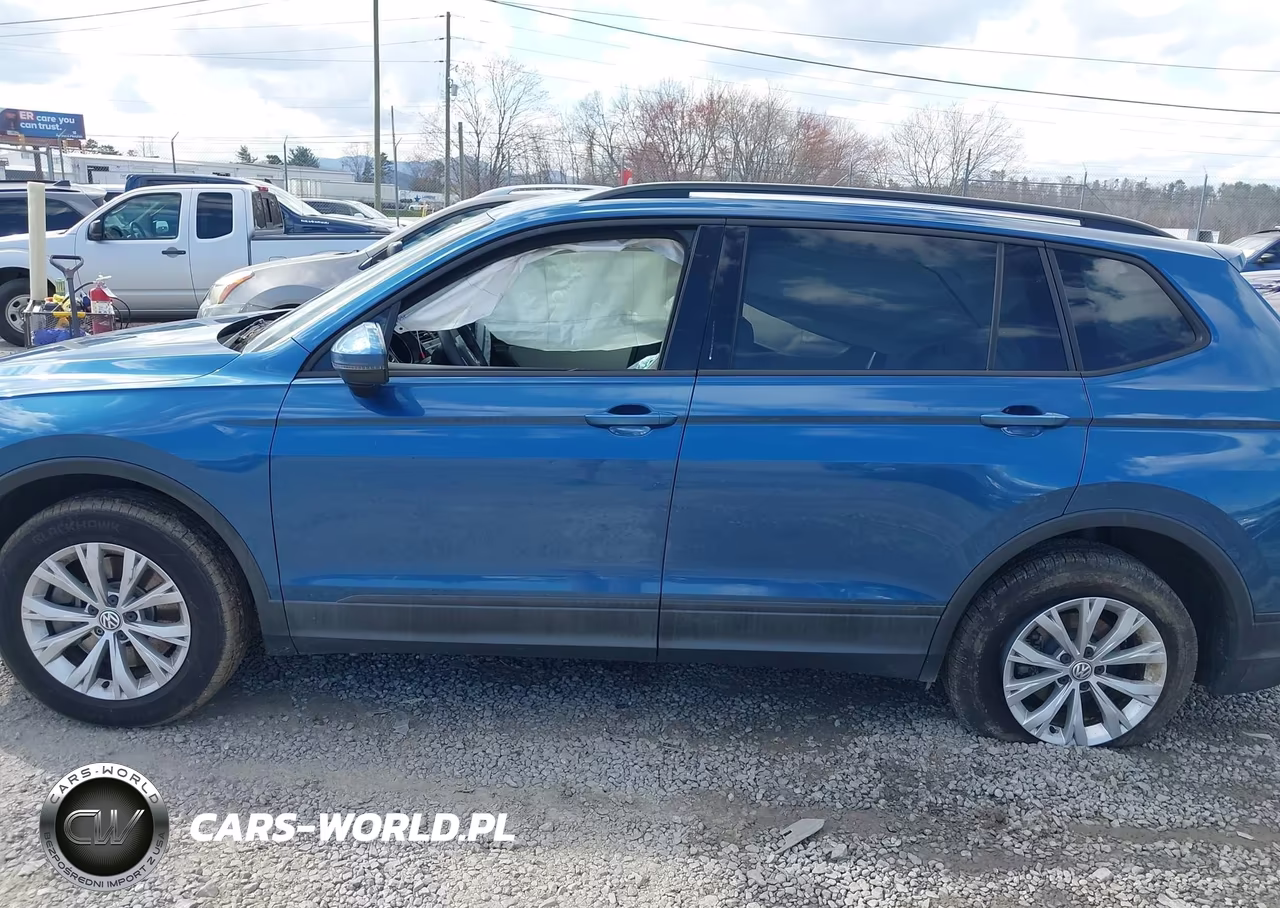 2018 Volkswagen Tiguan 2.0T S VIN:3VV1B7AX9JM170165 - 14