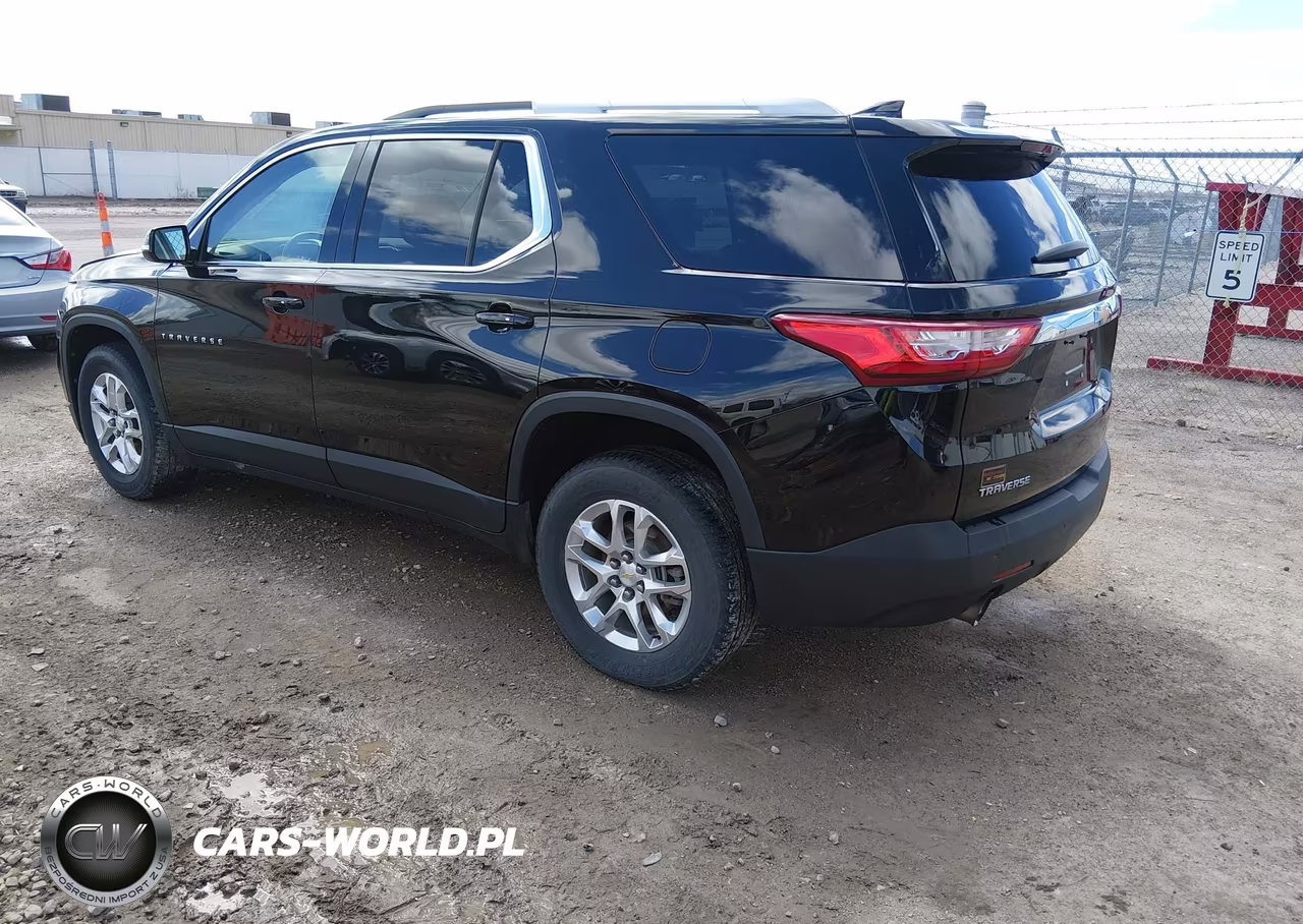 2018 Chevrolet Traverse 1Lt VIN:1GNERGKW3JJ227935 - 3