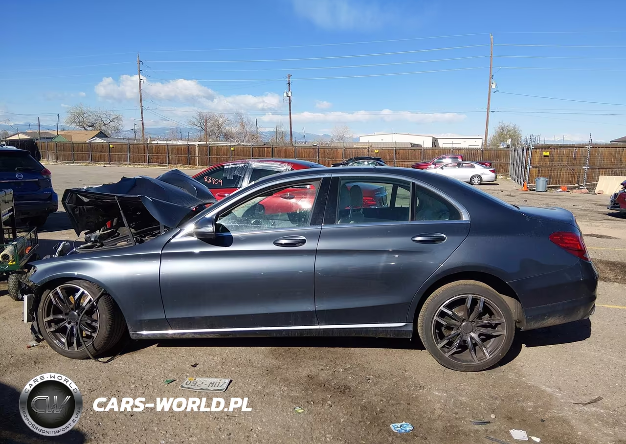 2015 Mercedes-Benz C 300 4Matic VIN:55SWF4KB9FU038916 - 13
