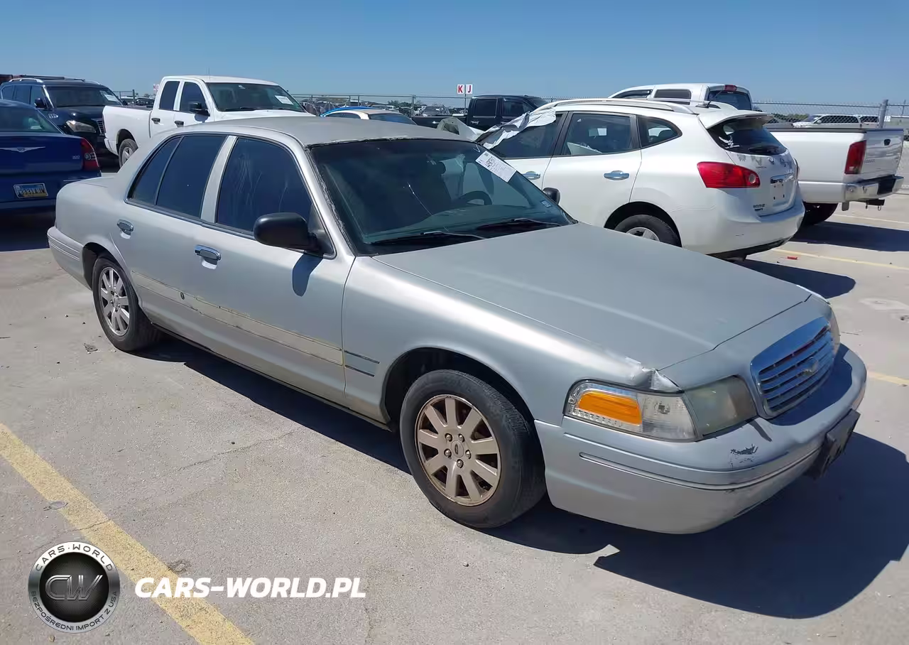 2004 Ford Crown Victoria Lx