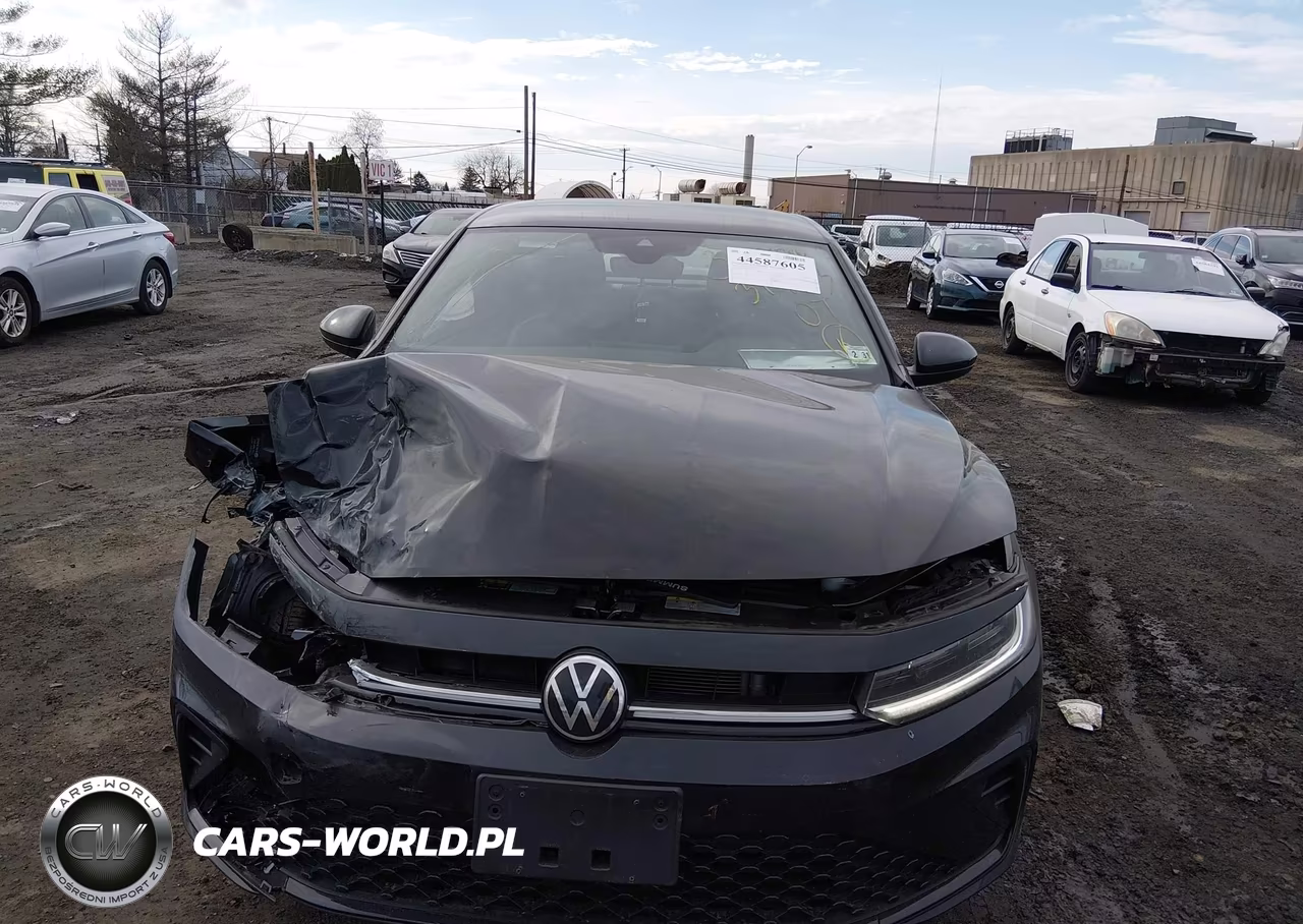 2025 Volkswagen Jetta 1.5T Sport VIN:3VWBX7BUXSM103422 - 12