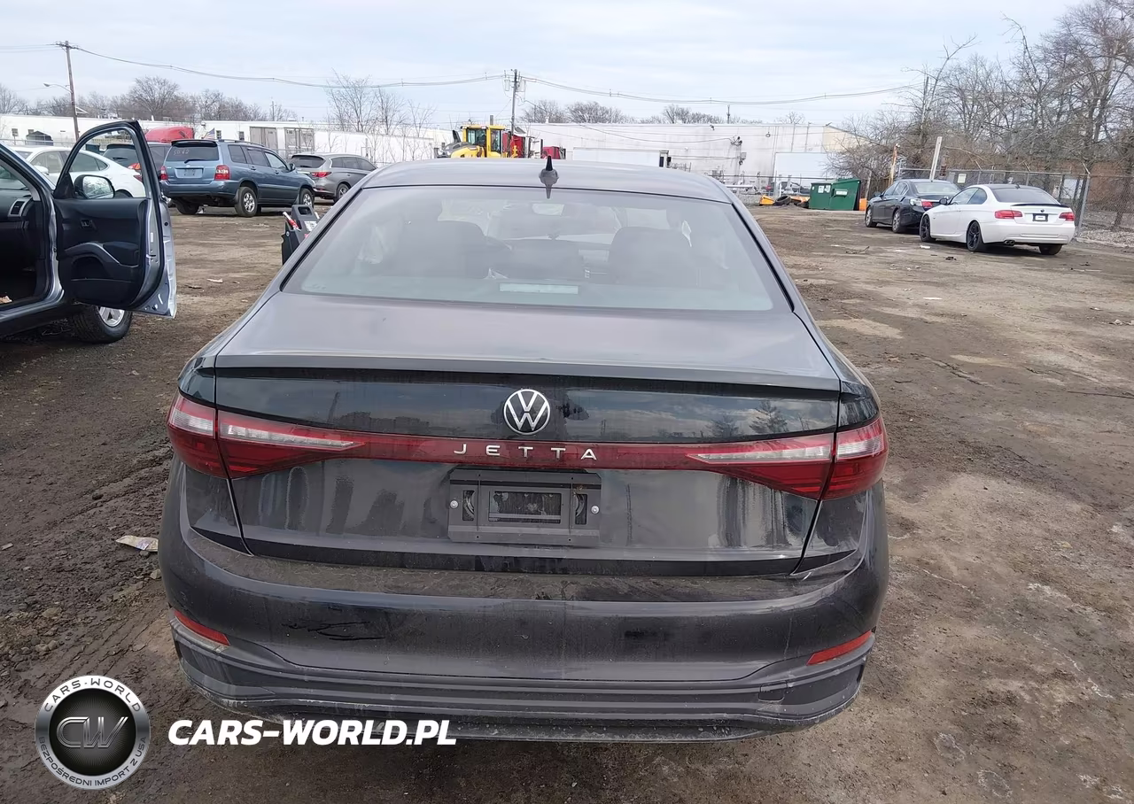 2025 Volkswagen Jetta 1.5T Sport VIN:3VWBX7BUXSM103422 - 16