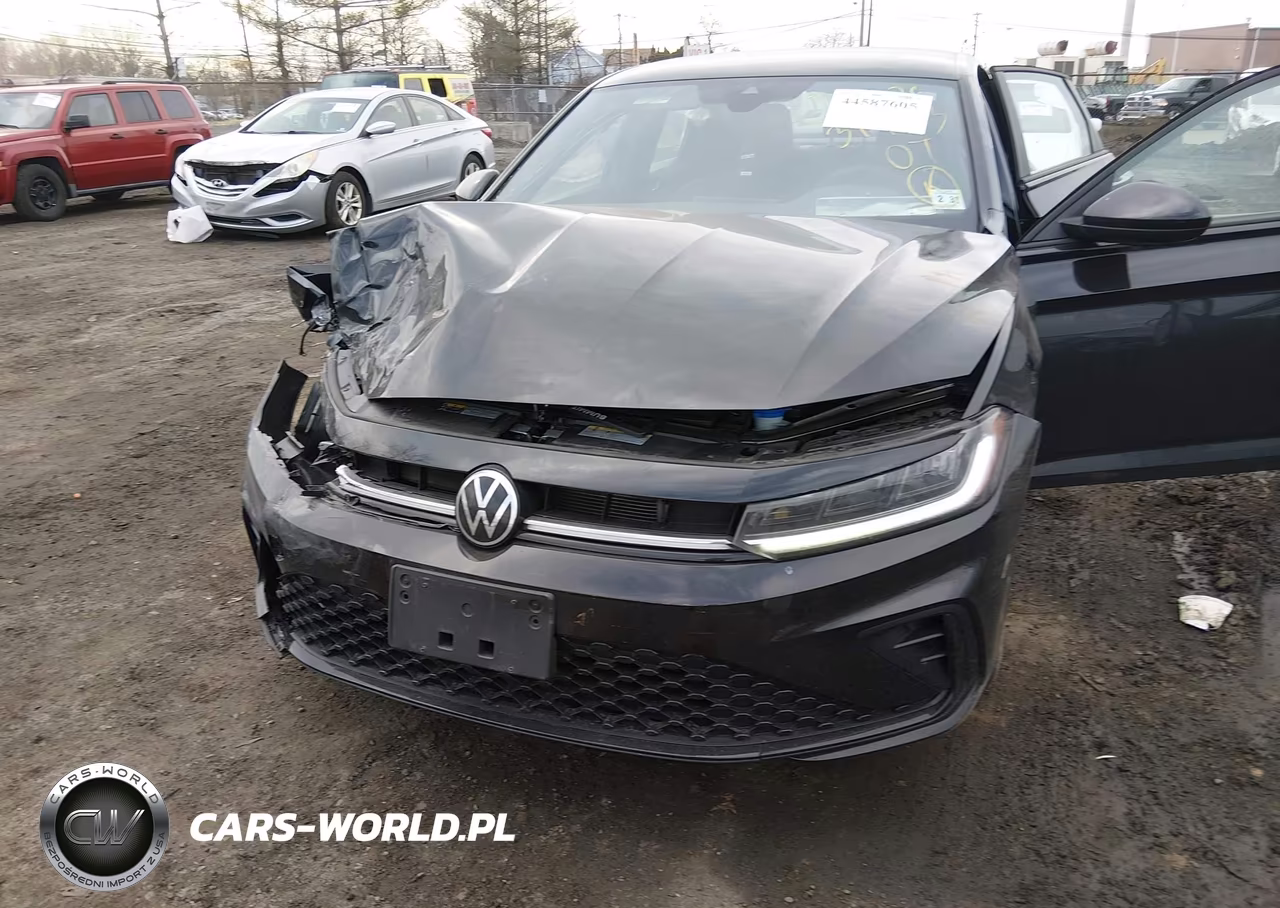 2025 Volkswagen Jetta 1.5T Sport VIN:3VWBX7BUXSM103422 - 6