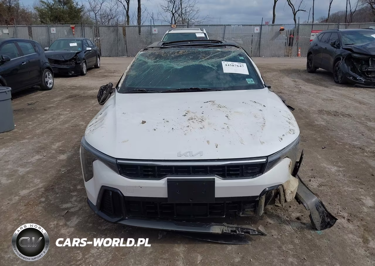 2025 Kia K4 Gt-Line VIN:3KPFW4DE0SE188308 - 12