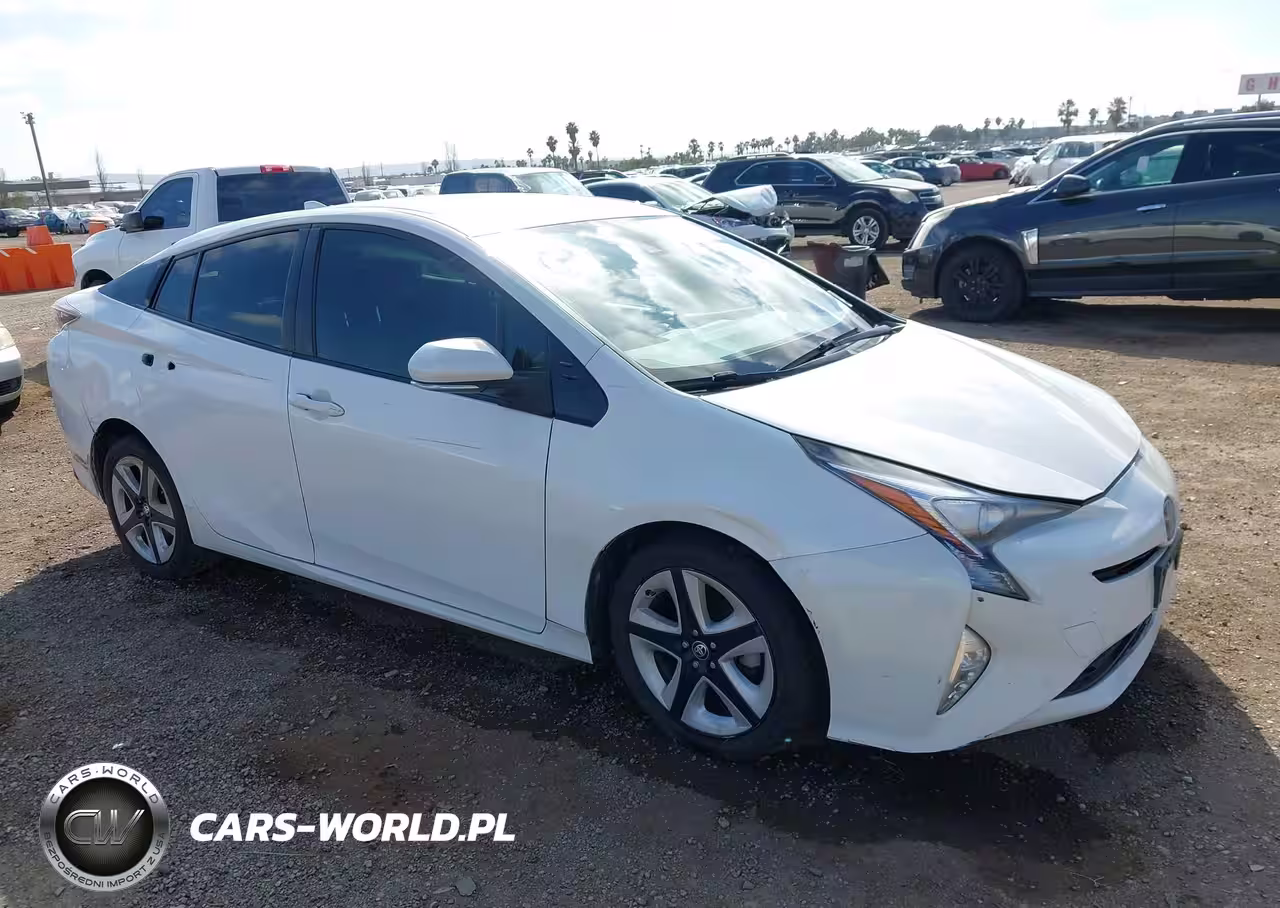 2016 Toyota Prius Three Touring