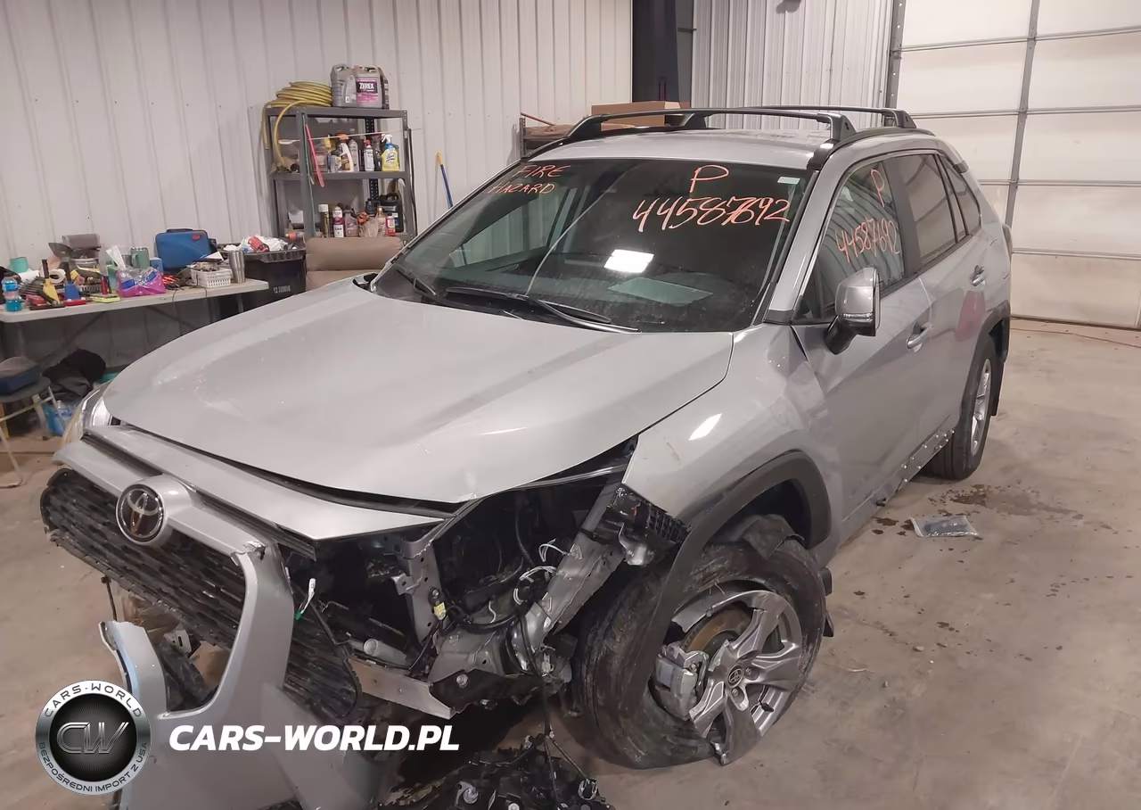 2025 Toyota Rav4 Xle VIN:2T3P1RFV1SW599718 - 2