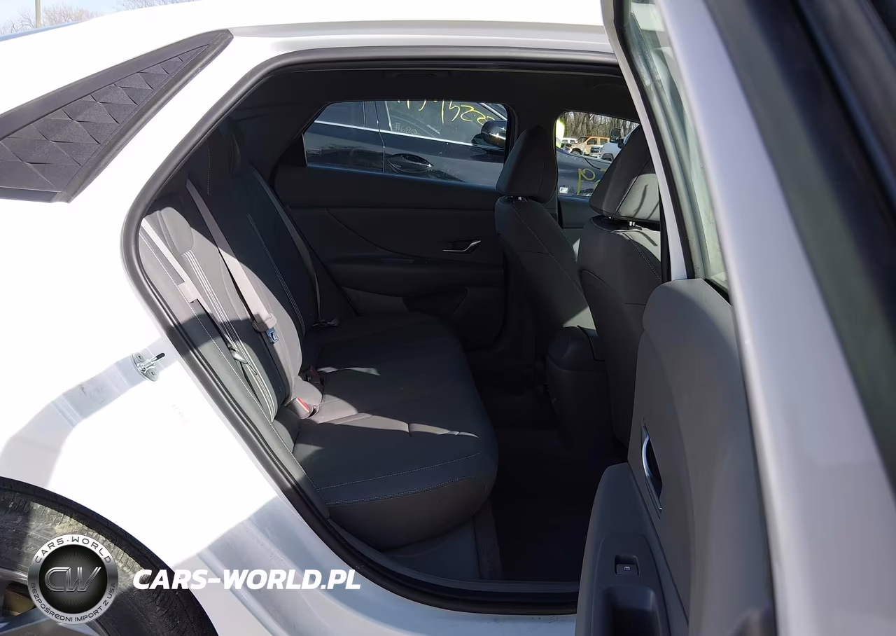 2024 Hyundai Elantra Sel VIN:KMHLM4DG8RU705484 - 8