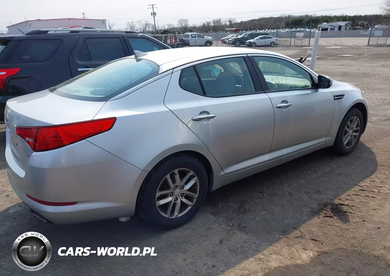 2012 Kia Optima Lx VIN:KNAGM4A78C5296489 - 4