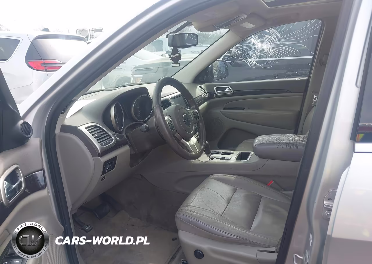 2011 Jeep Grand Cherokee Laredo VIN:1J4RS4GG5BC745754 - 5